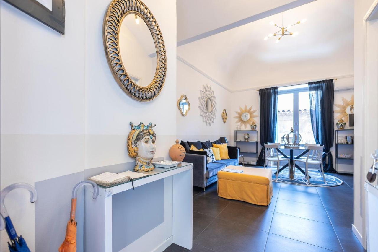 I Mori Bed & Breakfast คาตาเนีย ภายนอก รูปภาพ