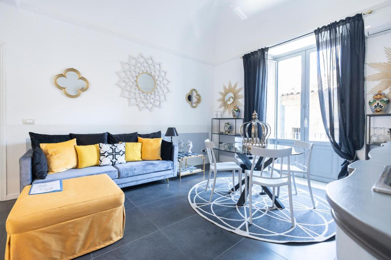 I Mori Bed & Breakfast คาตาเนีย ภายนอก รูปภาพ